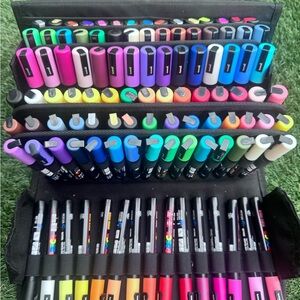 NWT Posca full set